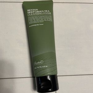 Benton Deep Green Tea Cleansing Foam